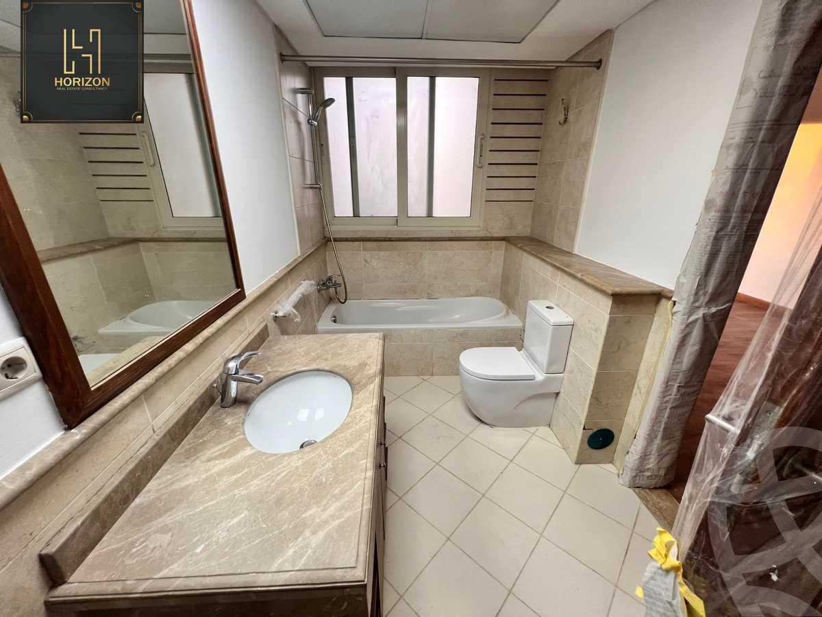 https://aqarmap.com.eg/ar/listing/6181050-for-rent-cairo-mokattam-compounds-uptown-cairo-alto-residence-uptown-cairo