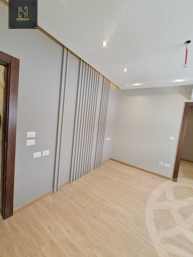 https://aqarmap.com.eg/en/listing/6184038-for-sale-cairo-new-cairo-compounds-lakeview-residence
