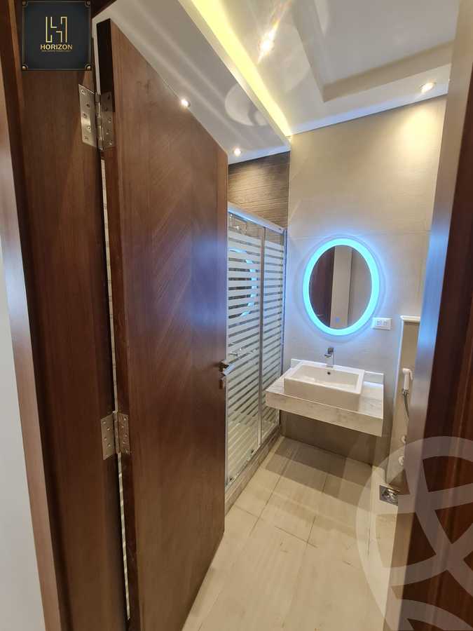 https://aqarmap.com.eg/en/listing/6184038-for-sale-cairo-new-cairo-compounds-lakeview-residence