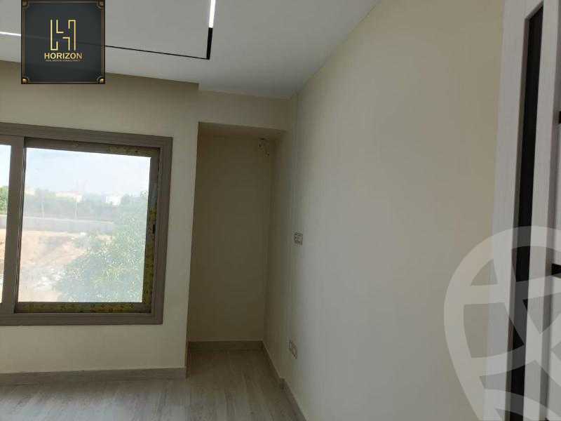 https://aqarmap.com.eg/ar/listing/6184619-for-rent-cairo-new-cairo-compounds-galleria-moon-valley