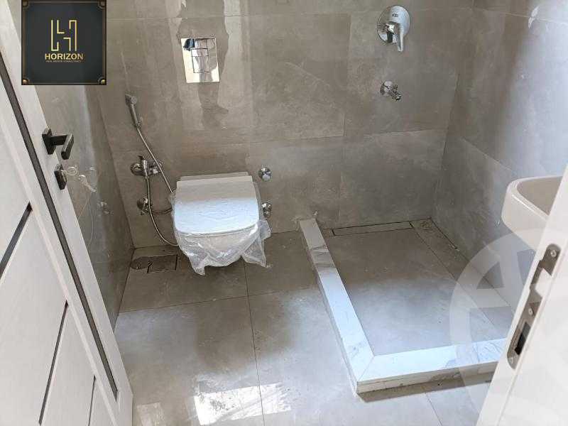 https://aqarmap.com.eg/ar/listing/6184619-for-rent-cairo-new-cairo-compounds-galleria-moon-valley