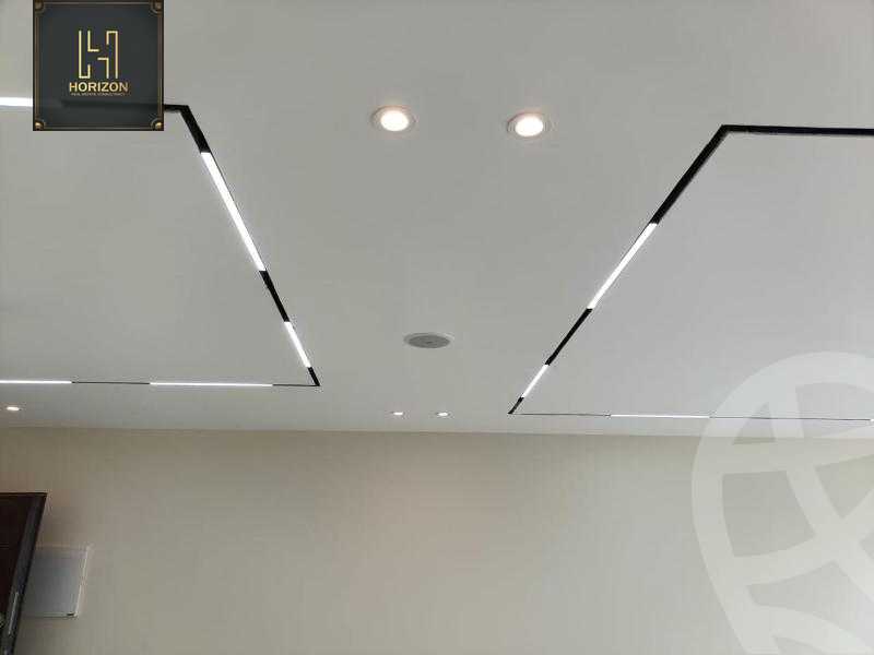 https://aqarmap.com.eg/ar/listing/6184619-for-rent-cairo-new-cairo-compounds-galleria-moon-valley