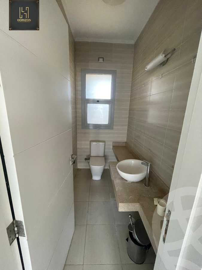 https://aqarmap.com.eg/ar/listing/6184826-for-sale-cairo-new-cairo-compounds-kmbwnd-fyldj-jyt-blm-hylz