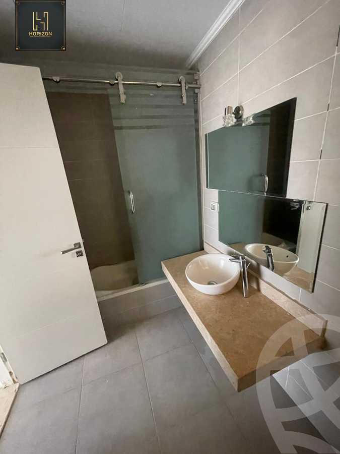 https://aqarmap.com.eg/ar/listing/6184826-for-sale-cairo-new-cairo-compounds-kmbwnd-fyldj-jyt-blm-hylz