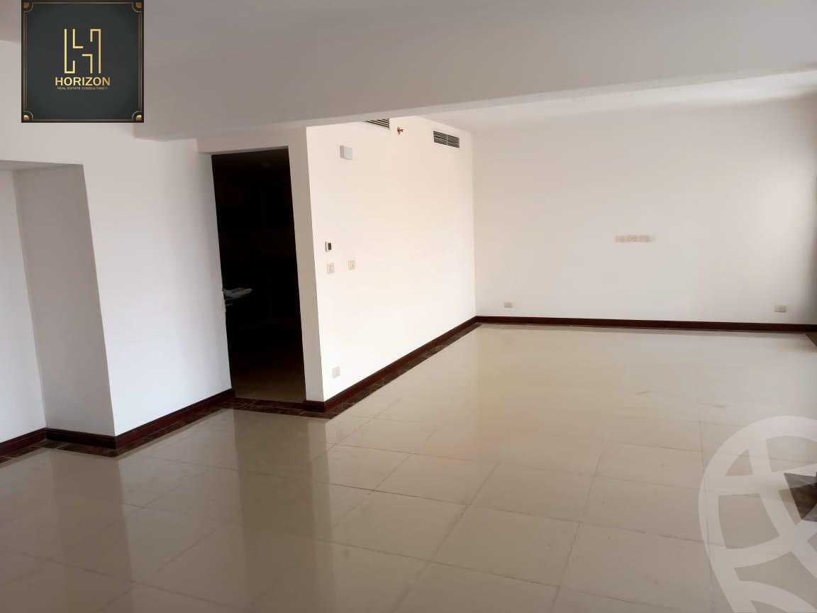 https://aqarmap.com.eg/ar/listing/6185937-for-sale-cairo-new-cairo-compounds-nyoum-nyw-kyrw