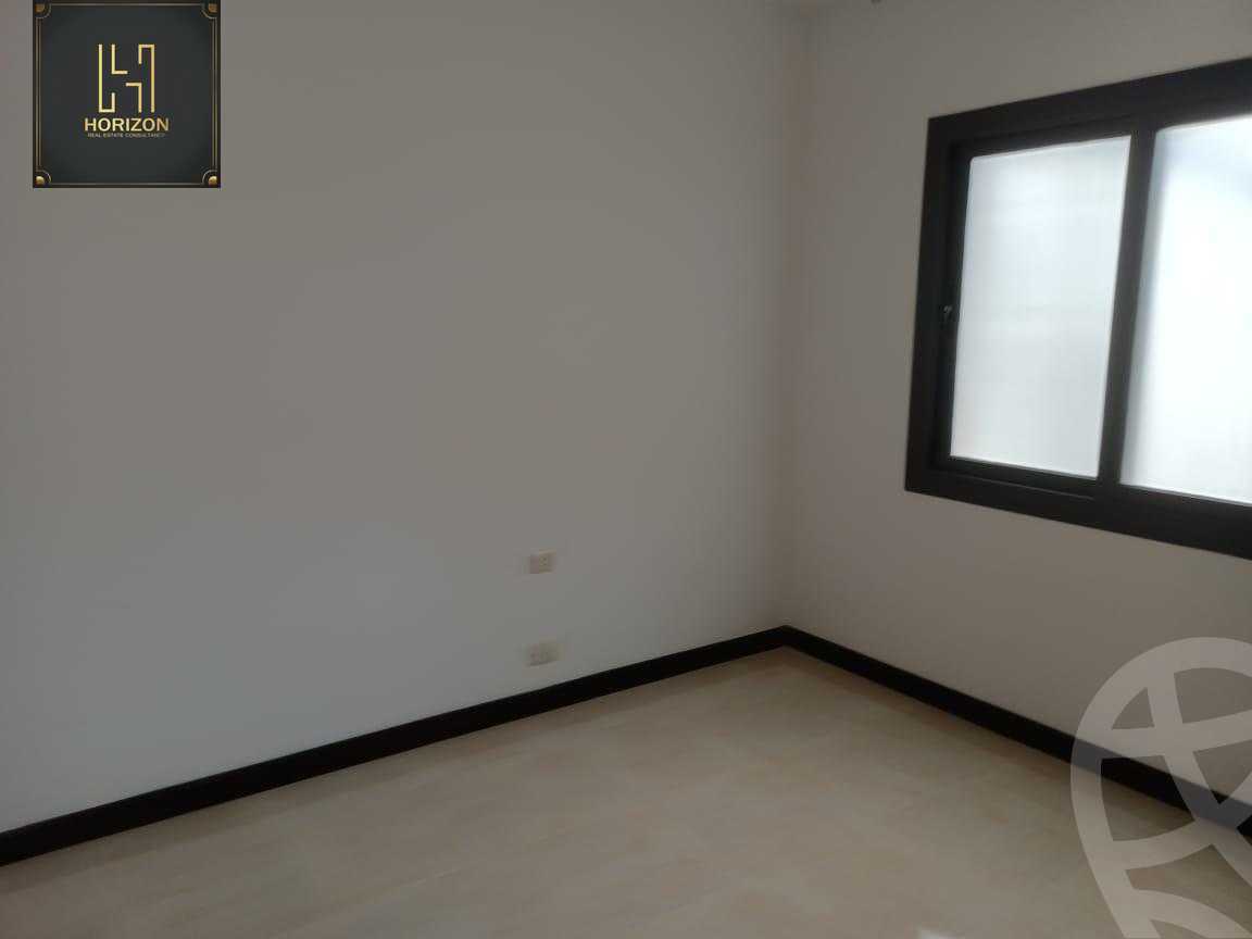 https://aqarmap.com.eg/ar/listing/6185937-for-sale-cairo-new-cairo-compounds-nyoum-nyw-kyrw