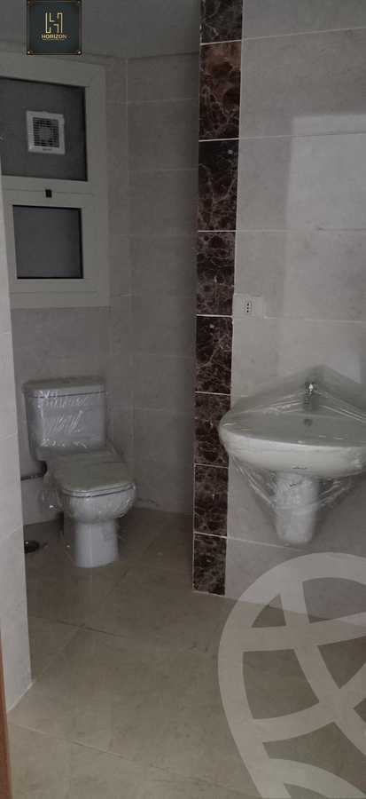https://aqarmap.com.eg/ar/listing/6185937-for-sale-cairo-new-cairo-compounds-nyoum-nyw-kyrw