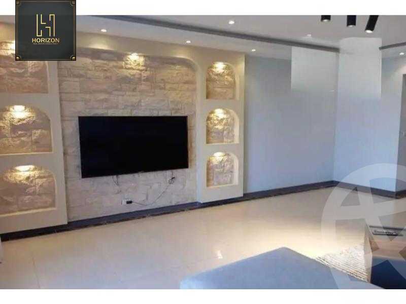 https://aqarmap.com.eg/ar/listing/6186427-for-rent-cairo-new-cairo-compounds-nyoum-nyw-kyrw