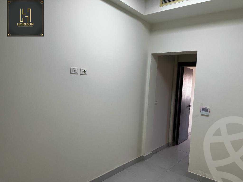 https://aqarmap.com.eg/ar/listing/6187141-for-rent-cairo-new-cairo-compounds-lyjntry-mwl-ktlyst-llttwyr