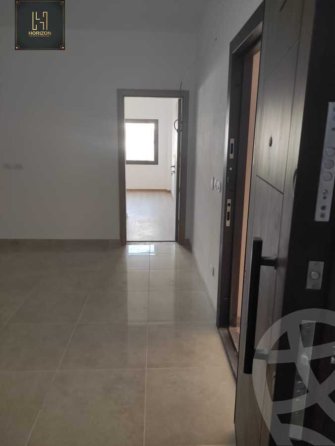 https://aqarmap.com.eg/ar/listing/6188801-for-rent-cairo-new-cairo-compounds-fifth-square