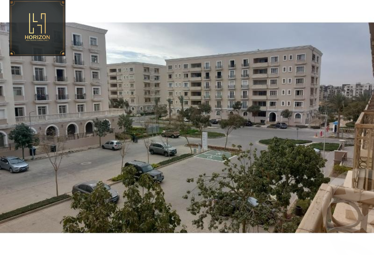 https://aqarmap.com.eg/ar/listing/6188895-for-sale-cairo-new-cairo-compounds-hyde-park-centre-ville-hyde-park