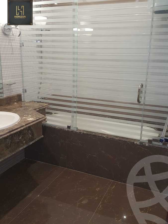 https://aqarmap.com.eg/ar/listing/6203120-for-rent-cairo-new-cairo-compounds-mountain-view-hyde-park