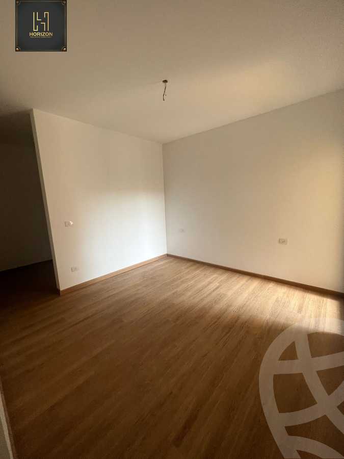 https://aqarmap.com.eg/en/listing/6203870-for-sale-cairo-new-cairo-compounds-fifth-square