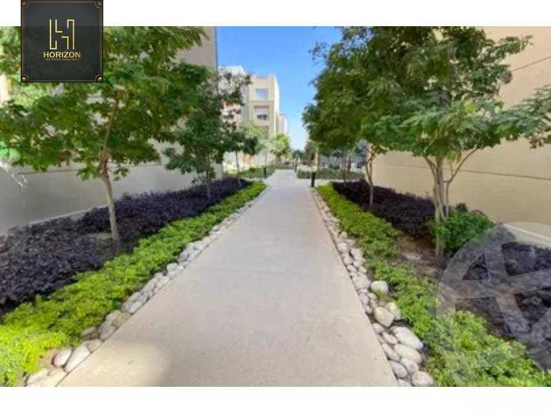 https://aqarmap.com.eg/en/listing/6205203-for-sale-cairo-new-cairo-compounds-village-avenue