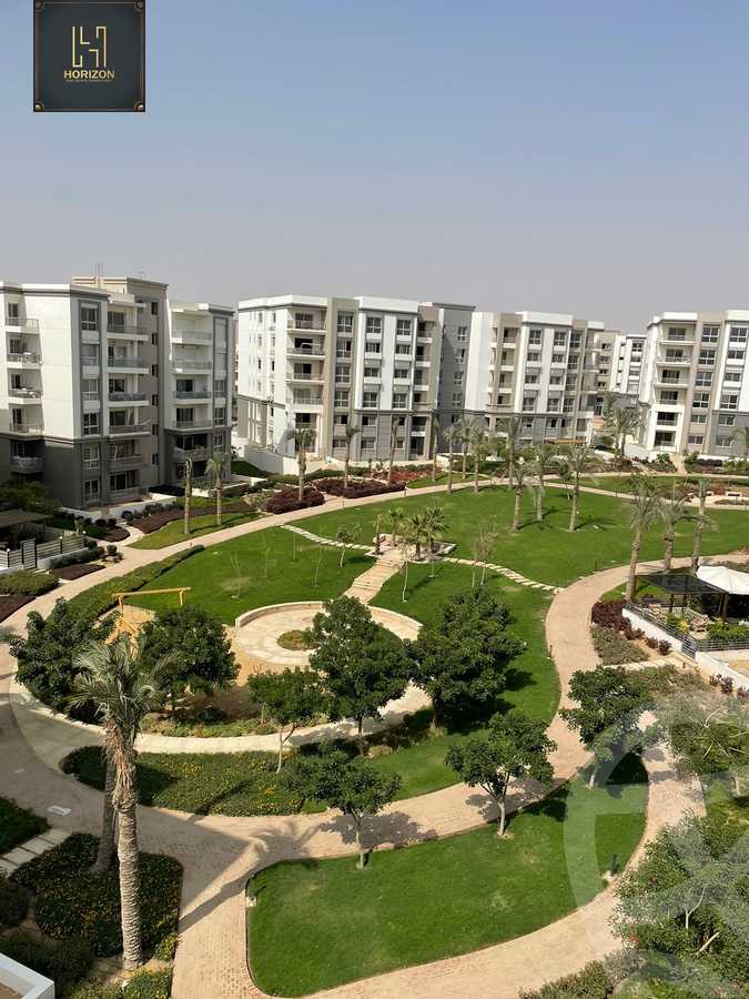 https://aqarmap.com.eg/en/listing/6205330-for-sale-cairo-new-cairo-compounds-hyde-park-park-corner-hyde-park