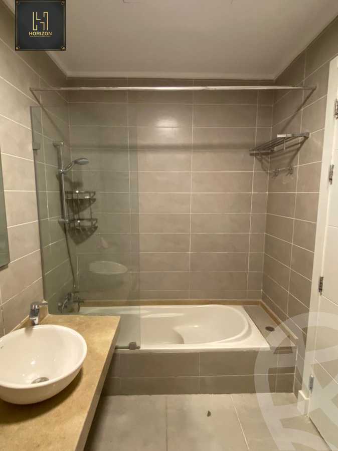 https://aqarmap.com.eg/ar/listing/6205555-for-rent-cairo-new-cairo-compounds-kmbwnd-fyldj-jyt-blm-hylz