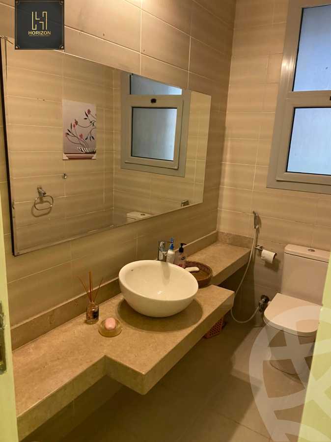 https://aqarmap.com.eg/ar/listing/6205555-for-rent-cairo-new-cairo-compounds-kmbwnd-fyldj-jyt-blm-hylz