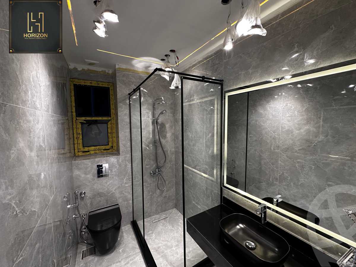 https://aqarmap.com.eg/en/listing/6212323-for-sale-cairo-new-cairo-compounds-el-patio-oro