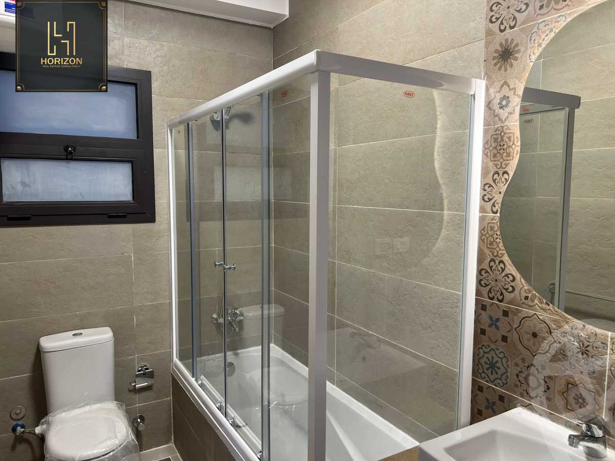 https://aqarmap.com.eg/ar/listing/6212457-for-rent-cairo-new-cairo-compounds-fifth-square