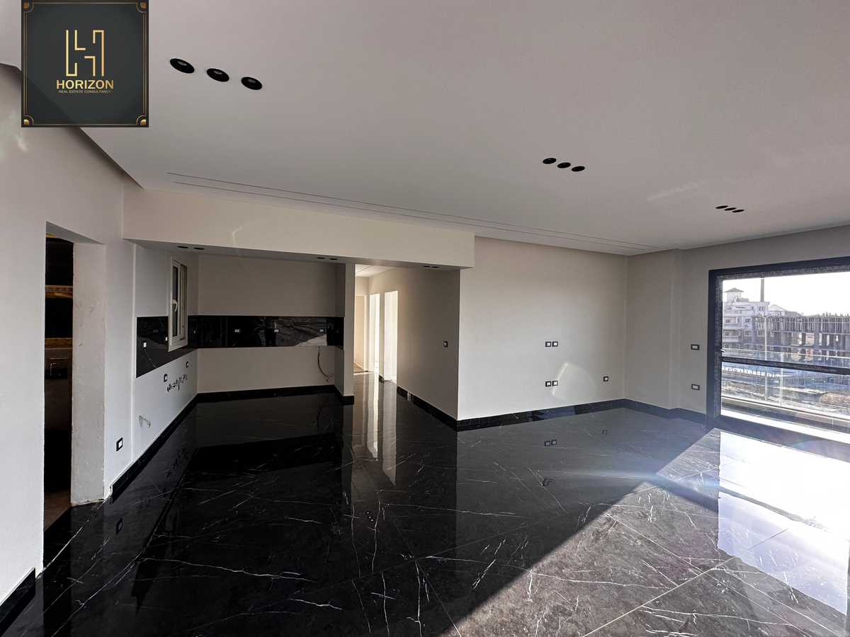 https://aqarmap.com.eg/en/listing/6212467-for-sale-cairo-new-cairo-compounds-el-patio-oro