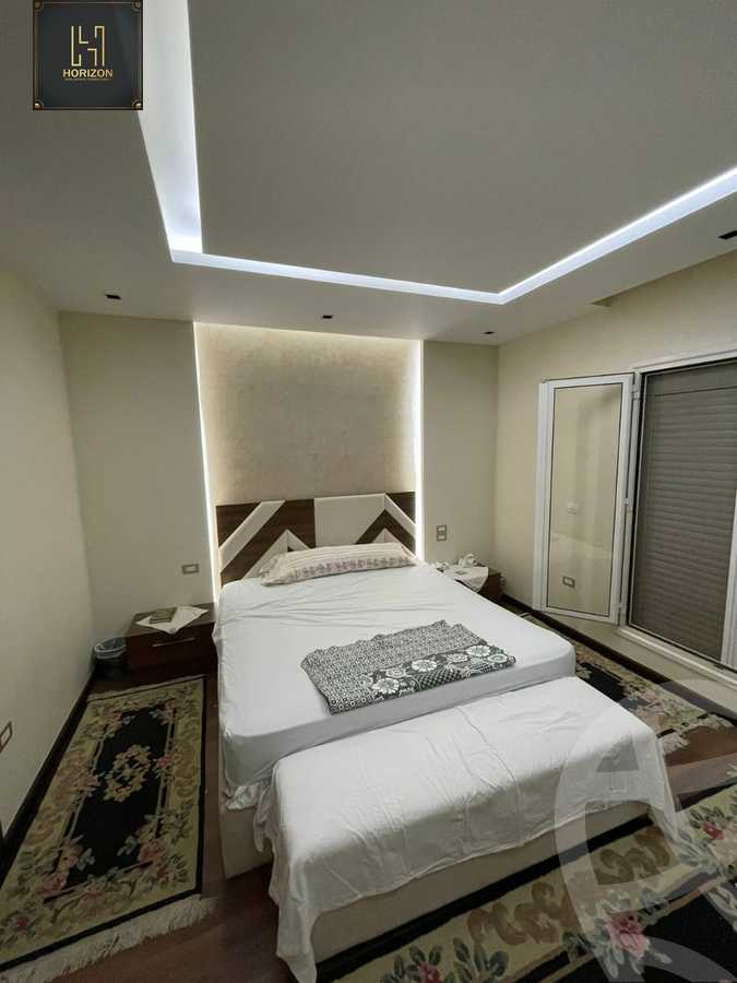 https://aqarmap.com.eg/ar/listing/6215977-for-rent-cairo-new-cairo-compounds-mountain-view-hyde-park