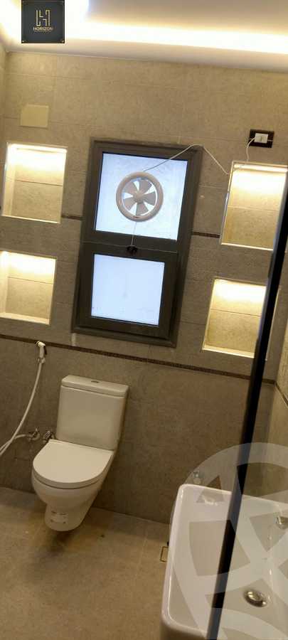 https://aqarmap.com.eg/ar/listing/6216549-for-rent-cairo-new-cairo-compounds-eastown-eastown-parks