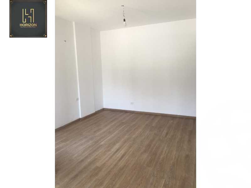 https://aqarmap.com.eg/en/listing/6216919-for-sale-cairo-new-cairo-compounds-fifth-square