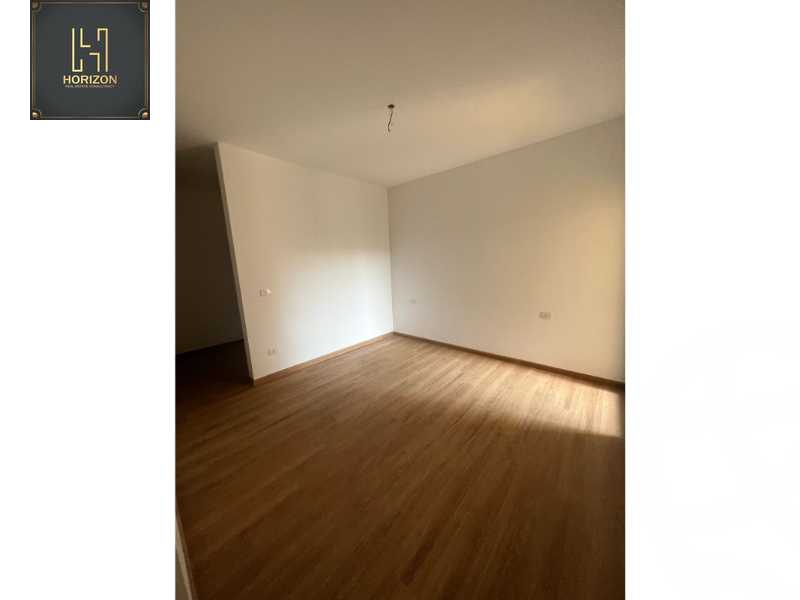 https://aqarmap.com.eg/en/listing/6216919-for-sale-cairo-new-cairo-compounds-fifth-square