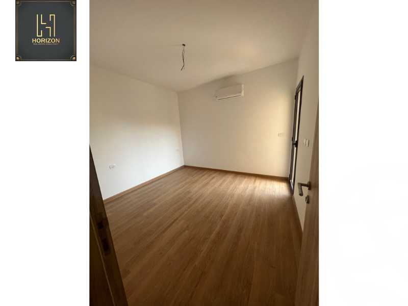 https://aqarmap.com.eg/en/listing/6216919-for-sale-cairo-new-cairo-compounds-fifth-square