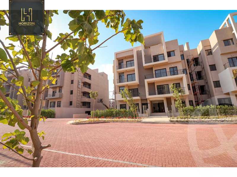 https://aqarmap.com.eg/en/listing/6216919-for-sale-cairo-new-cairo-compounds-fifth-square