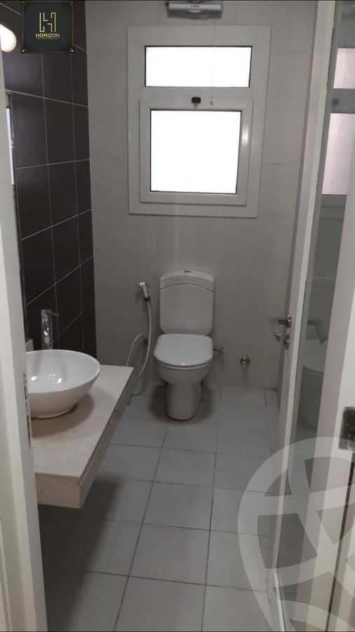 https://aqarmap.com.eg/ar/listing/6217011-for-sale-cairo-new-cairo-compounds-kmbwnd-dh-fyldj-blm-hylz