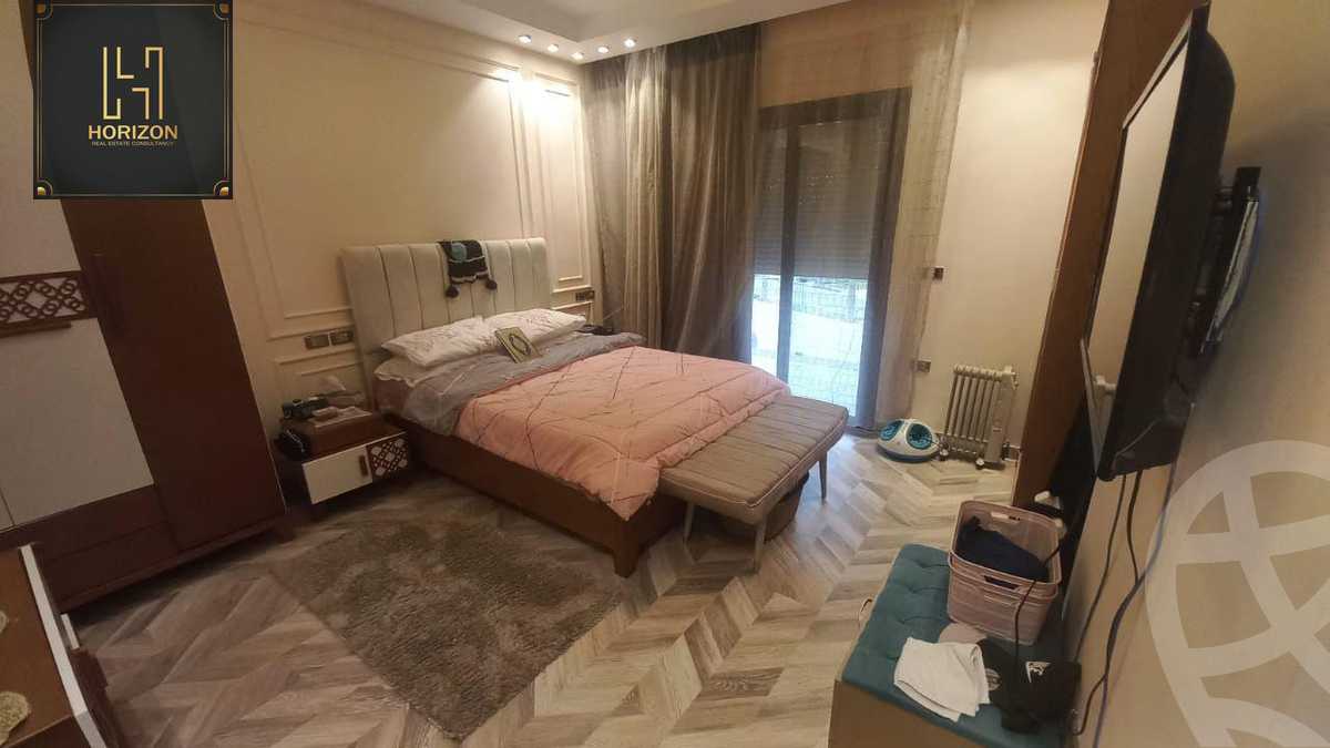 https://aqarmap.com.eg/en/listing/6227608-for-sale-cairo-new-cairo-compounds-villette-kmbwnd-sky-kwndwz-swdyk-villette