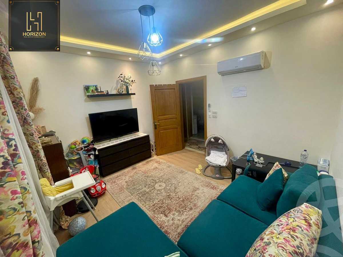 https://aqarmap.com.eg/en/listing/6230432-for-rent-cairo-new-cairo-compounds-hyde-park-centre-ville-hyde-park