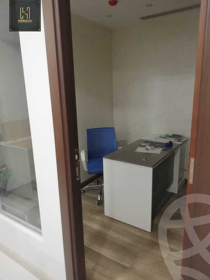 https://aqarmap.com.eg/ar/listing/6234523-for-sale-cairo-new-cairo-compounds-tryfywm-byzns-kwmblks-nm-llttwyr