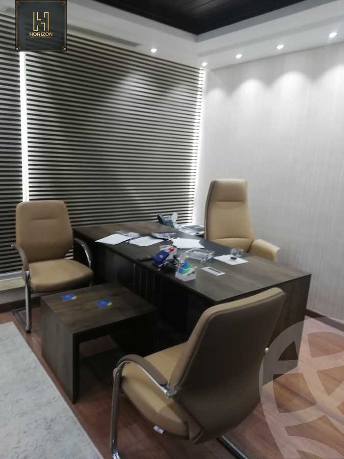 https://aqarmap.com.eg/ar/listing/6234523-for-sale-cairo-new-cairo-compounds-tryfywm-byzns-kwmblks-nm-llttwyr