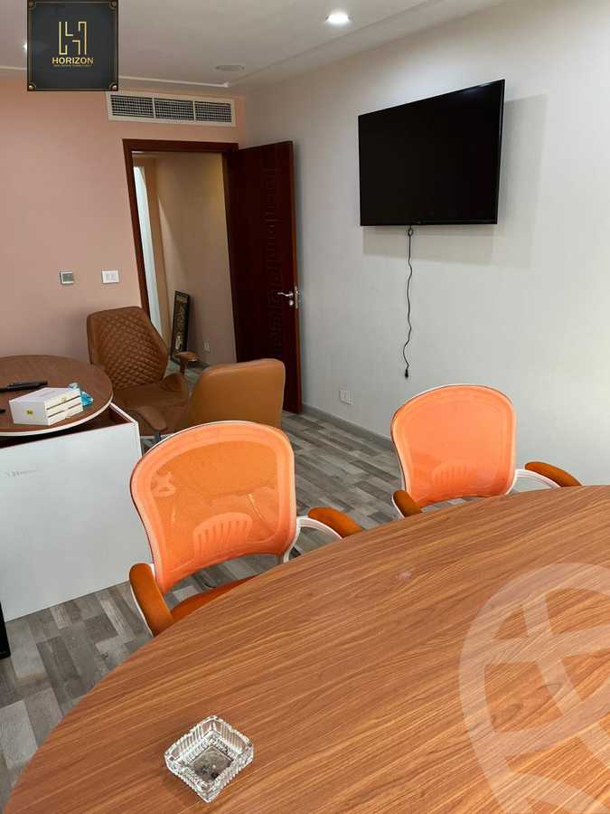 https://aqarmap.com.eg/ar/listing/6234616-for-sale-cairo-new-cairo-compounds-tryfywm-byzns-kwmblks-nm-llttwyr