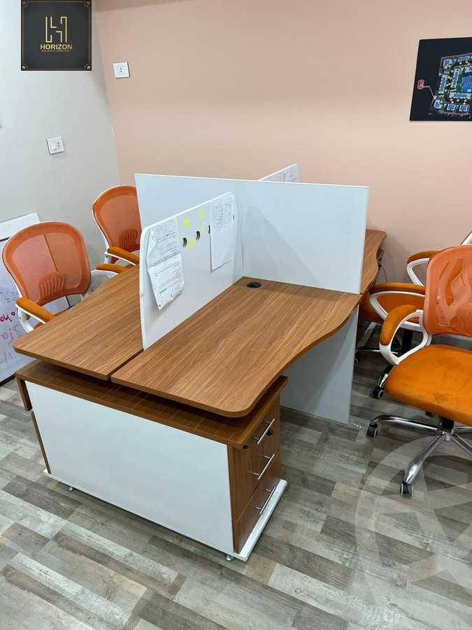 https://aqarmap.com.eg/ar/listing/6234616-for-sale-cairo-new-cairo-compounds-tryfywm-byzns-kwmblks-nm-llttwyr