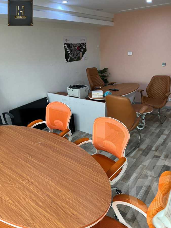 https://aqarmap.com.eg/ar/listing/6234616-for-sale-cairo-new-cairo-compounds-tryfywm-byzns-kwmblks-nm-llttwyr