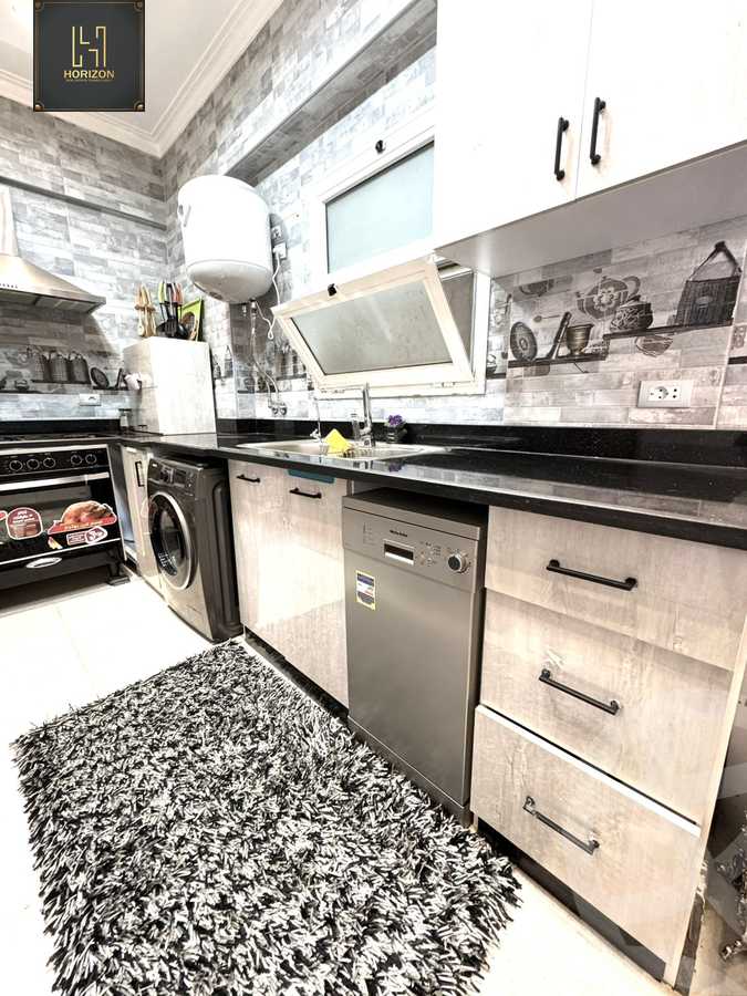 https://aqarmap.com.eg/ar/listing/6254062-for-rent-cairo-new-cairo-compounds-hyde-park-hpr-hyde-park