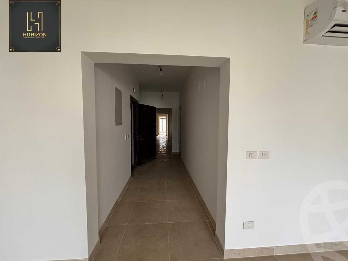https://aqarmap.com.eg/en/listing/6254319-for-sale-cairo-new-cairo-compounds-fifth-square