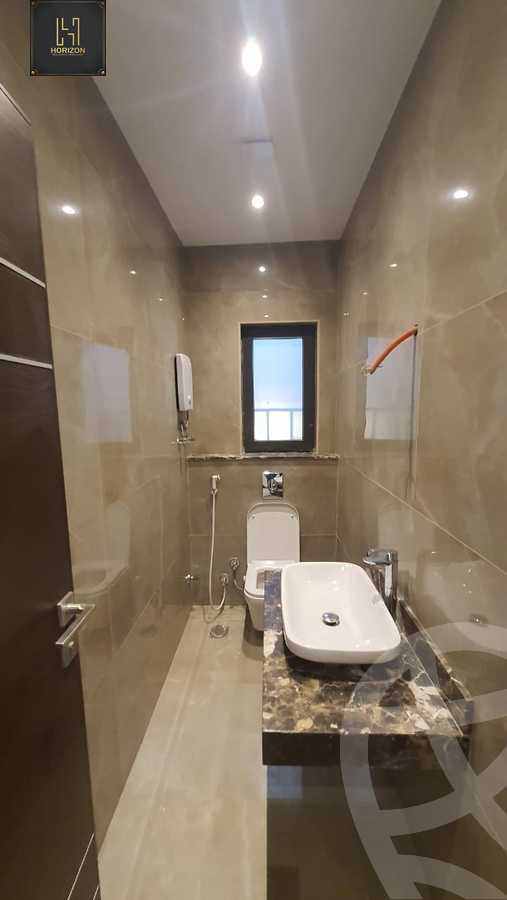 https://aqarmap.com.eg/en/listing/6254302-for-rent-cairo-new-cairo-compounds-lakeview-residence