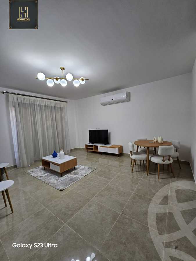 https://aqarmap.com.eg/ar/listing/6257340-for-rent-cairo-new-cairo-compounds-fifth-square