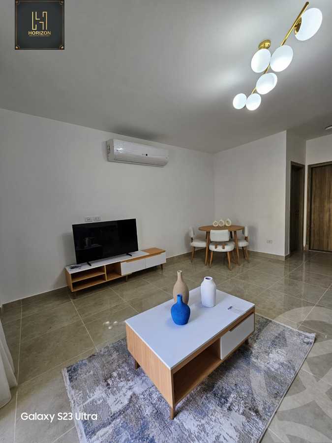 https://aqarmap.com.eg/ar/listing/6257340-for-rent-cairo-new-cairo-compounds-fifth-square