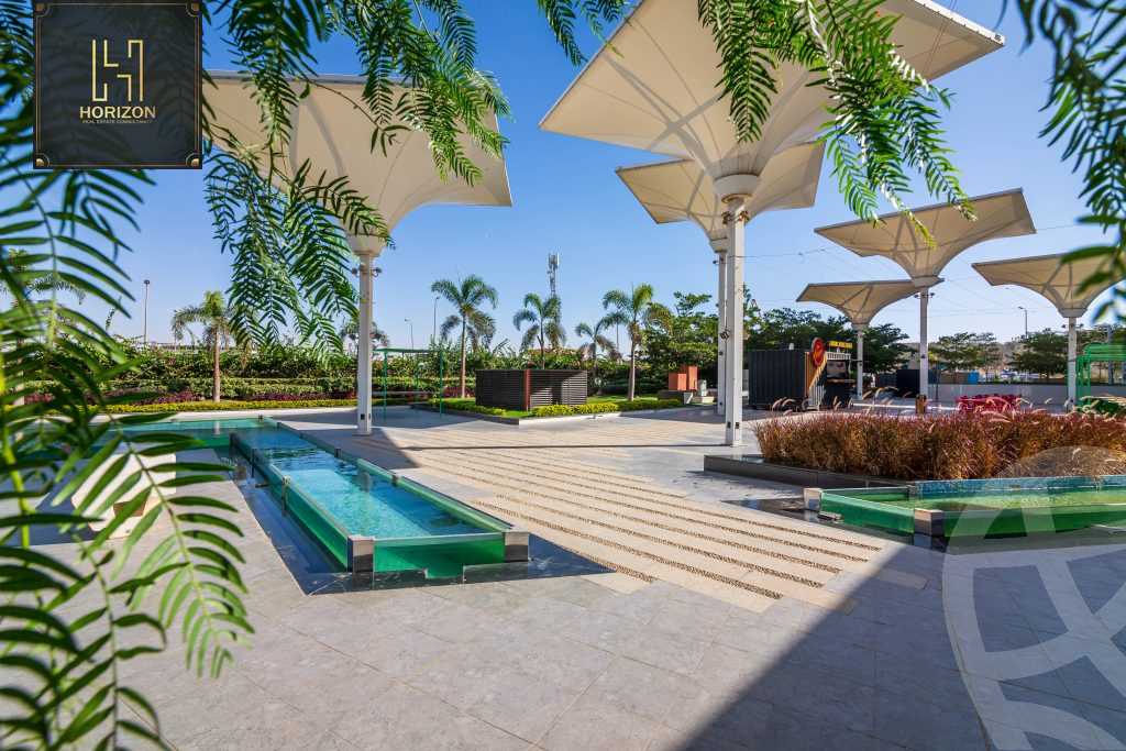 https://aqarmap.com.eg/en/listing/6258957-for-sale-cairo-new-cairo-compounds-park-mall-arab-development