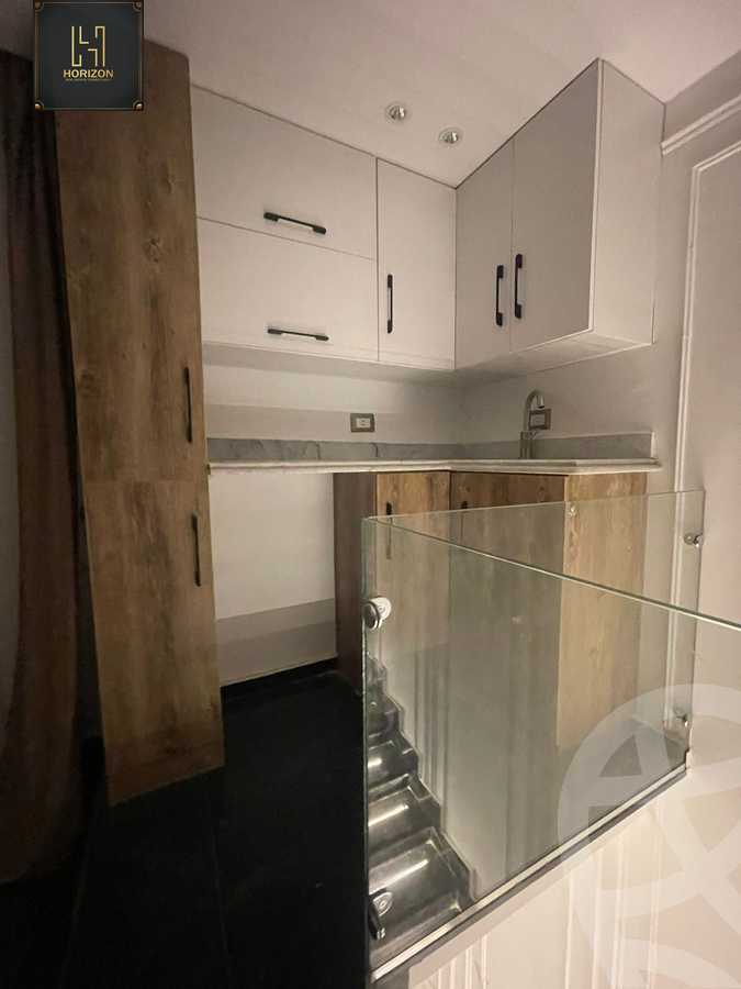 https://aqarmap.com.eg/en/listing/6259719-for-sale-cairo-new-cairo-compounds-mountain-view-hyde-park