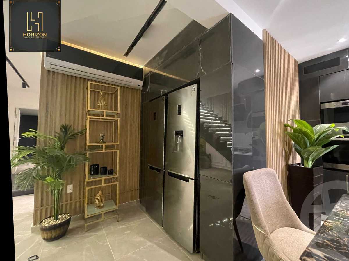 https://aqarmap.com.eg/en/listing/6259719-for-sale-cairo-new-cairo-compounds-mountain-view-hyde-park