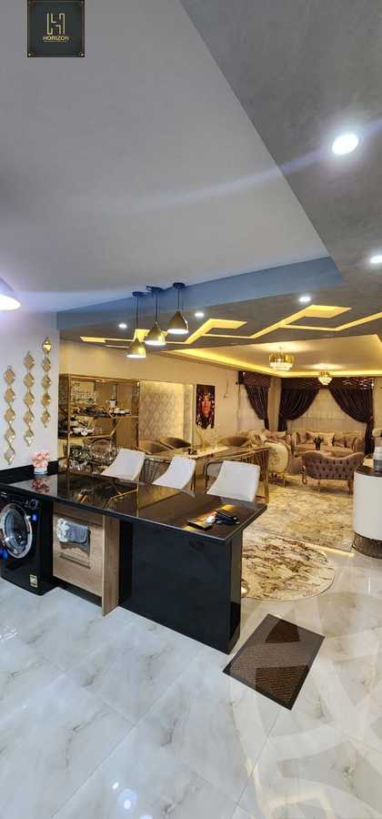 https://aqarmap.com.eg/ar/listing/6261969-for-rent-cairo-new-cairo-compounds-the-square