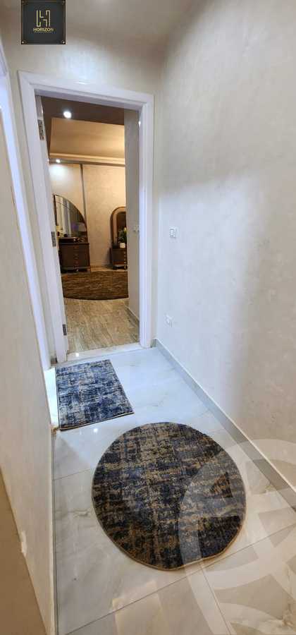 https://aqarmap.com.eg/ar/listing/6261969-for-rent-cairo-new-cairo-compounds-the-square