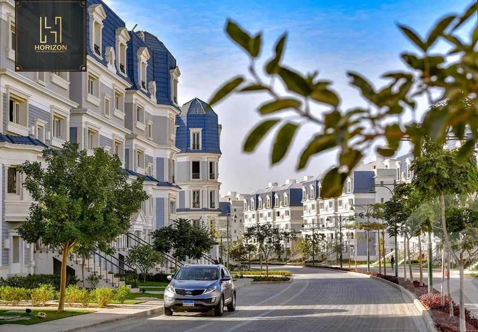 https://aqarmap.com.eg/en/listing/6266658-for-sale-cairo-new-cairo-compounds-mountain-view-hyde-park