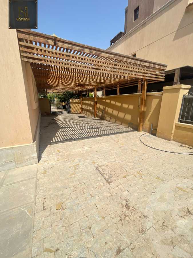https://aqarmap.com.eg/en/listing/6267666-for-rent-cairo-new-cairo-compounds-mivida-mivida-parcel